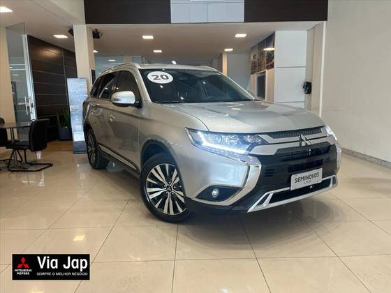 MITSUBISHI OUTLANDER 2.0 MIVEC GASOLINA HPE AUTOMÁTICO